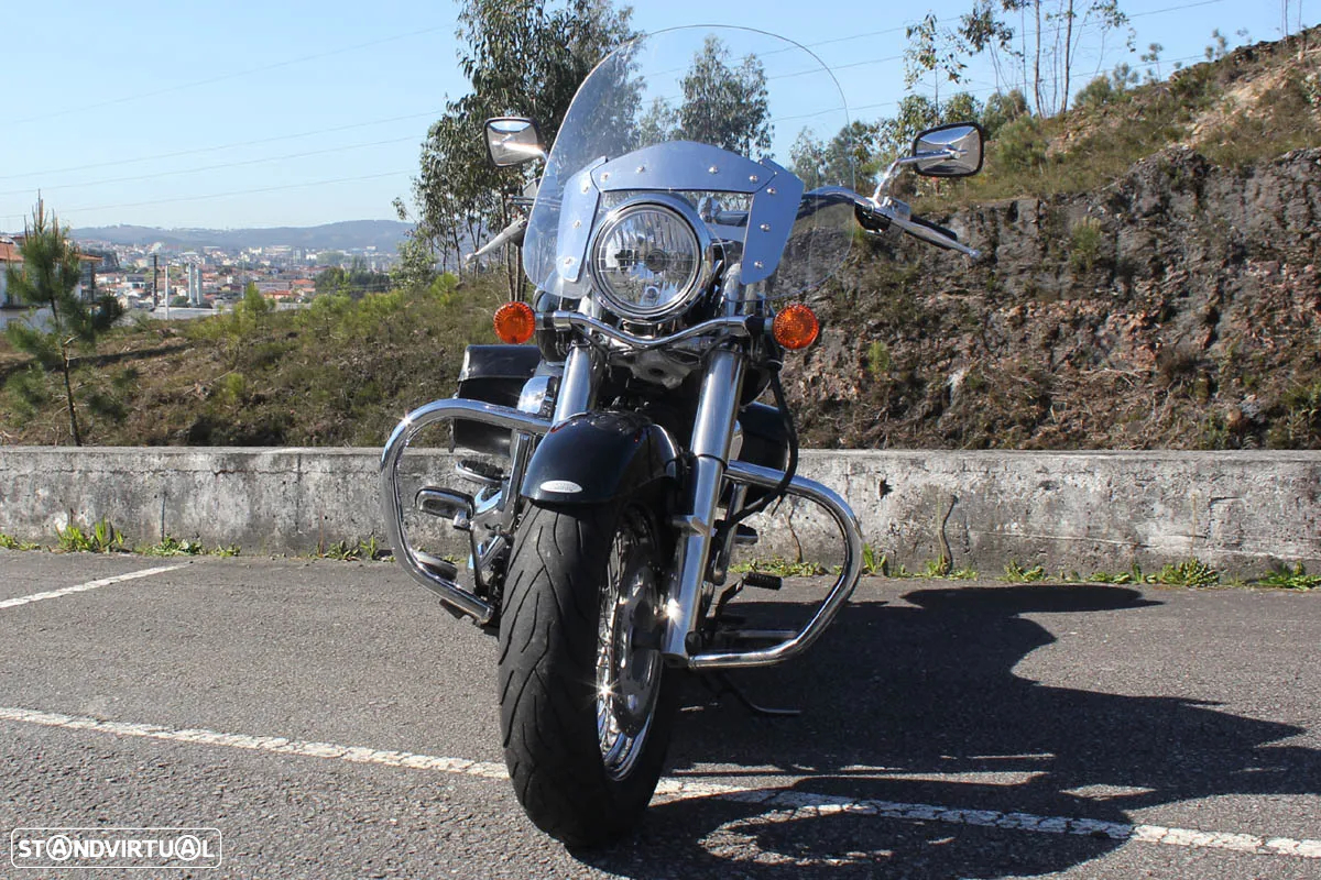 Kawasaki VN 900 - 2