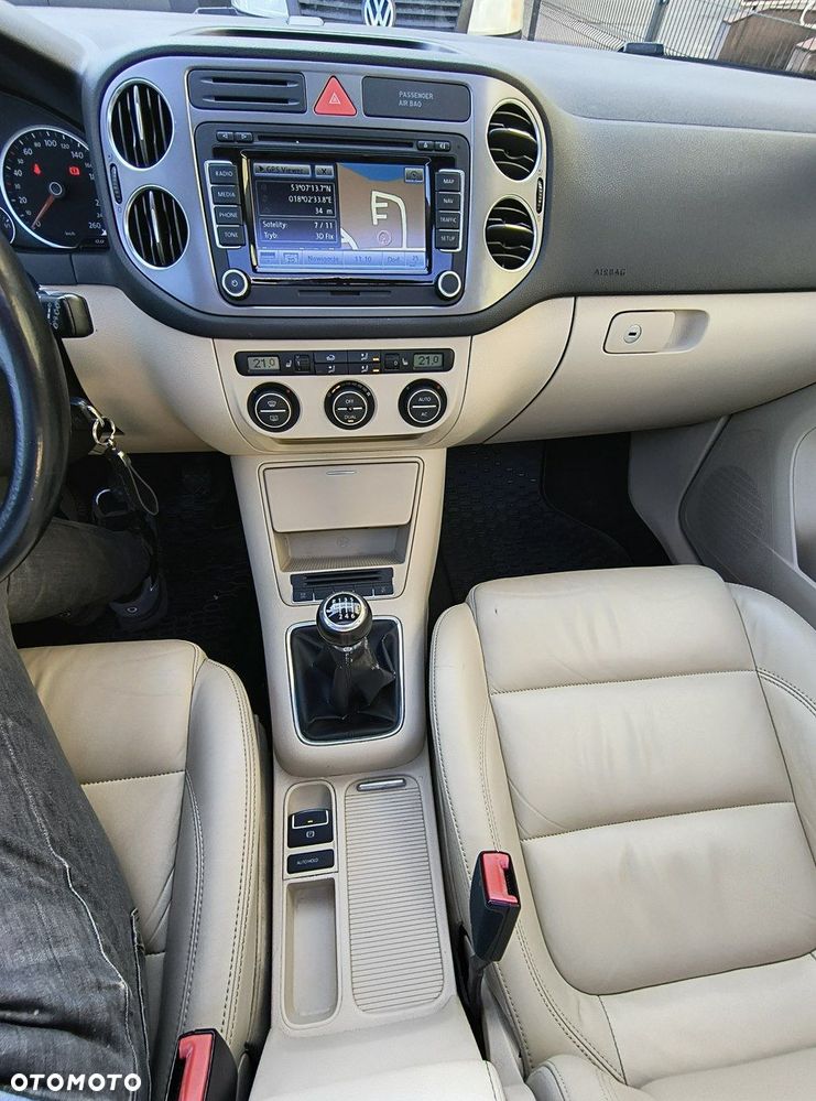 Volkswagen Tiguan 2.0 TDI DPF 4Motion BlueMotion Technology Exclusive - 21