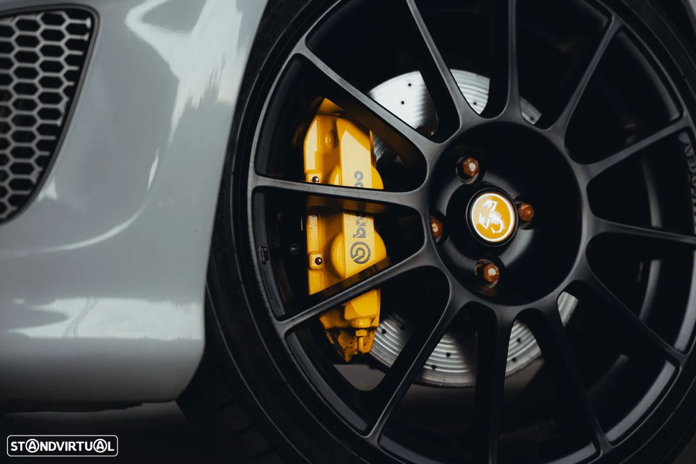 Abarth 595 1.4 T-Jet Competizione - 11