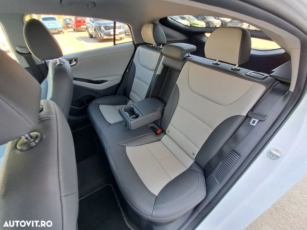 Hyundai IONIQ Plug-In Hybrid 1.6 141CP Exclusive - 20