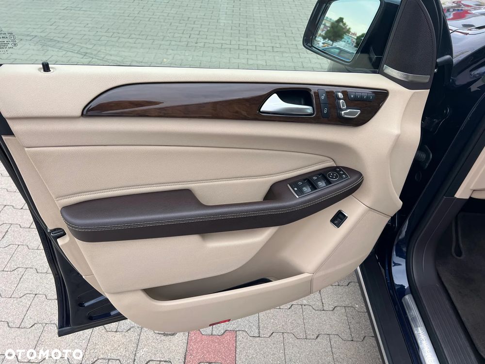 Mercedes-Benz GLE - 9