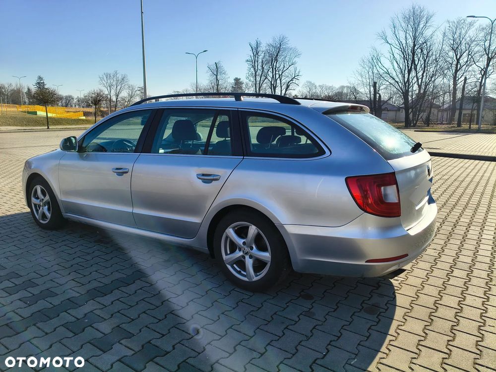 Skoda Superb 1.6 TDI GreenLine - 7