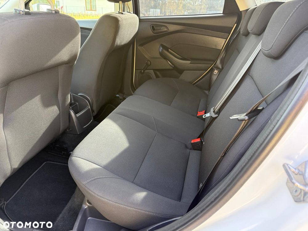Ford Focus 1.5 TDCi Trend - 25