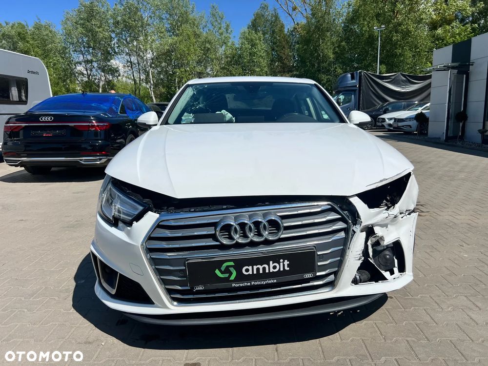 Audi A4 35 TFSI S tronic - 2