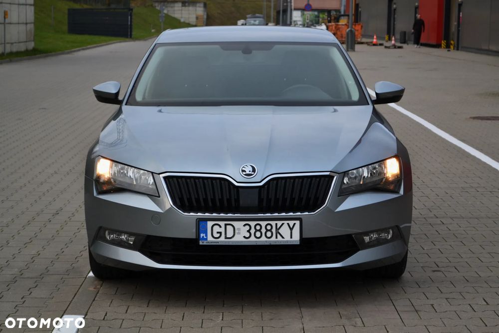 Skoda Superb 1.8 TSI Ambition - 34