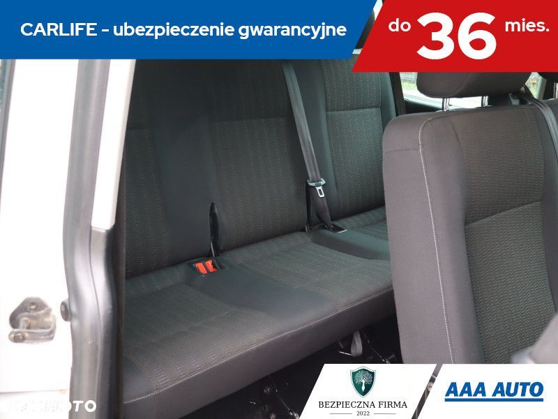 Volkswagen Caravelle - 19