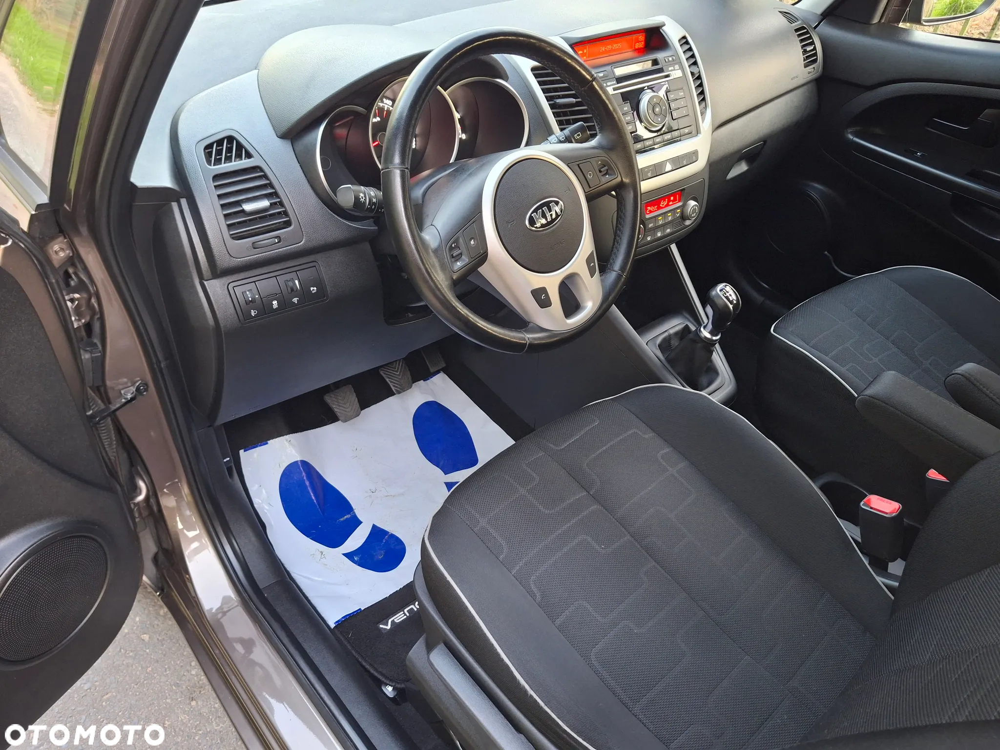 Kia Venga 1.4 CVVT Fifa World Cup Edition - 7