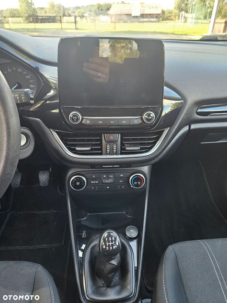 Ford Fiesta 1.1 S&S COOL&CONNECT - 26