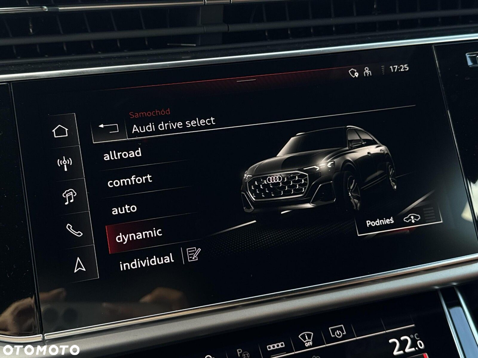Audi Q8 - 30