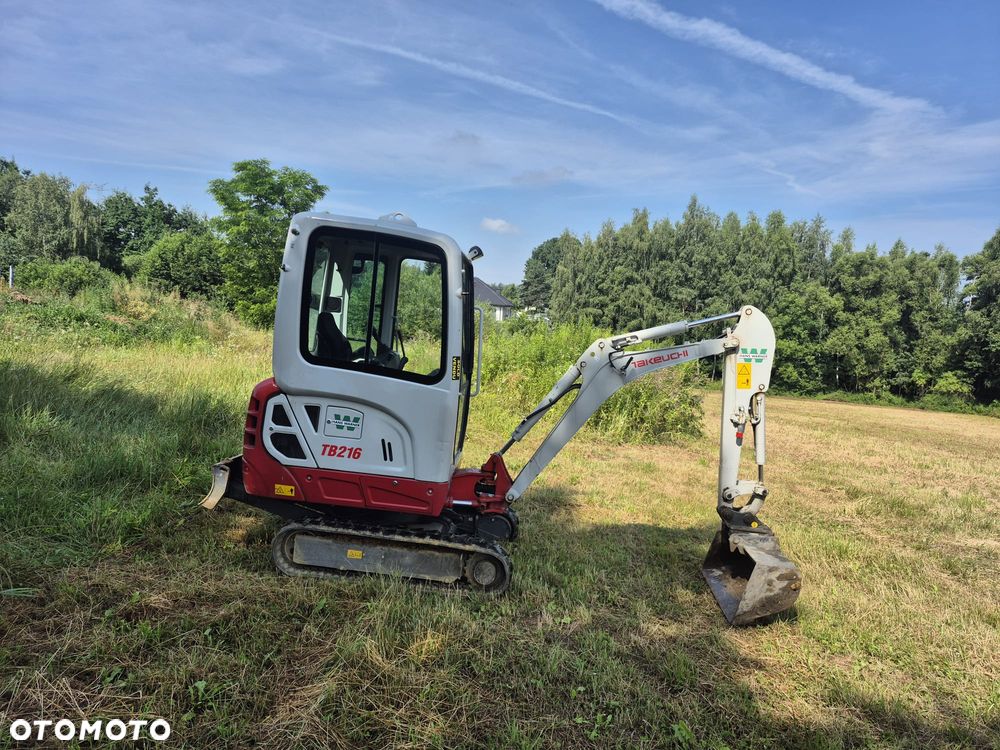 Takeuchi TB216 - 10