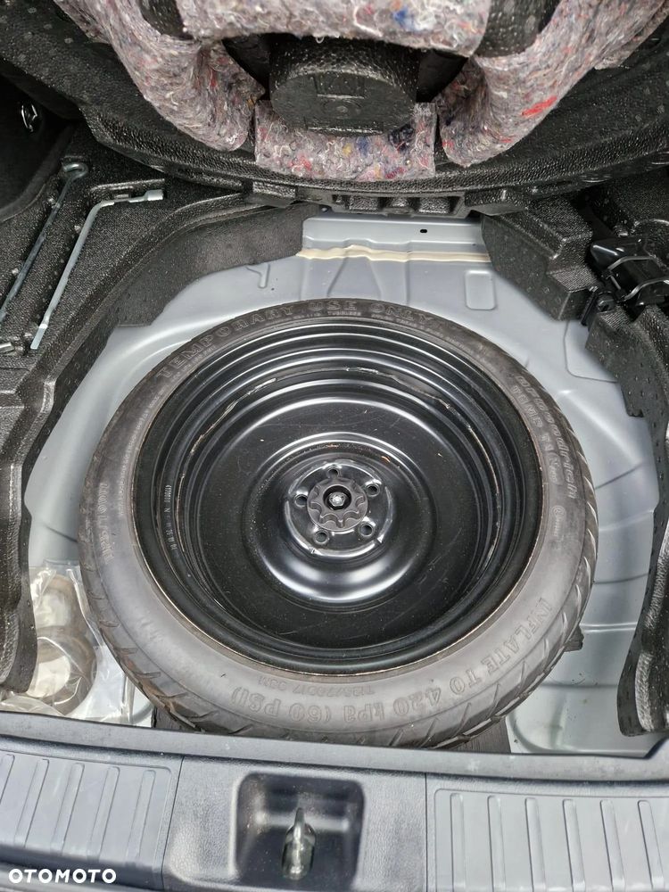 Toyota Prius 1.8 Hybrid Comfort - 9