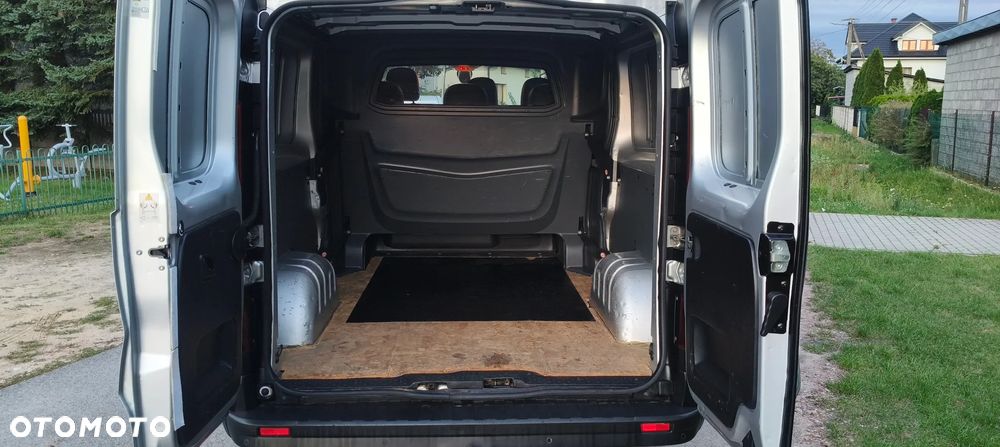 Renault TRAFIC LONG BRYGADÓWKA 6 OSÓB - 23