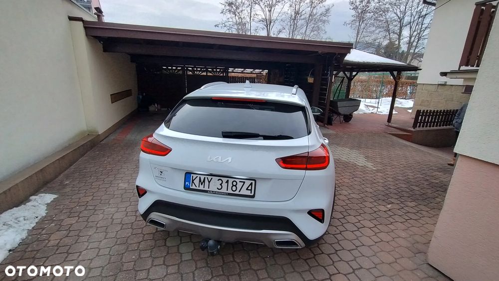 Kia XCeed 1.5 T-GDI M - 3