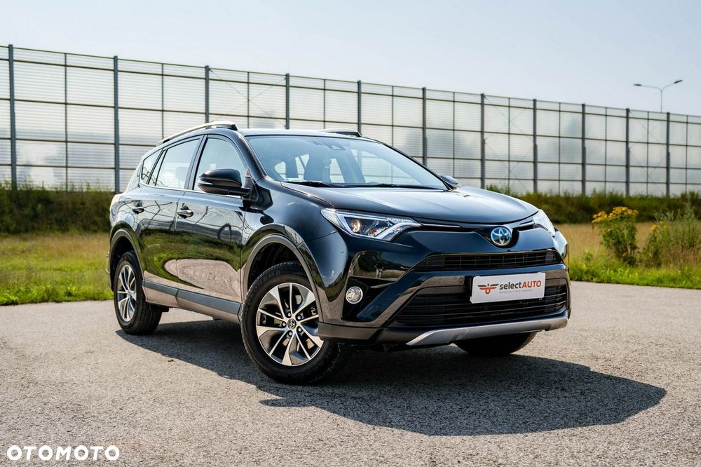 Toyota RAV4 - 4