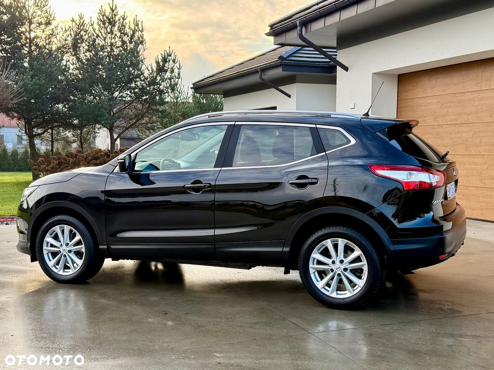 Nissan Qashqai 1.6 Tekna Pack - 11