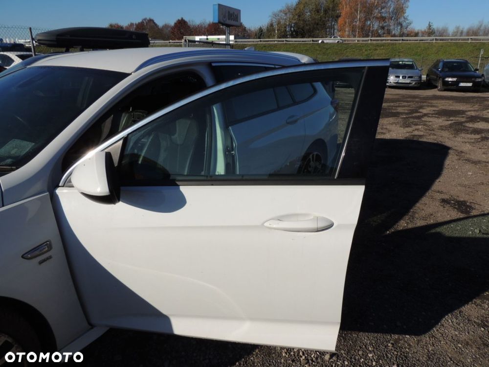 Drzwi lewy przód Opel INSIGNIA B '18 kombi