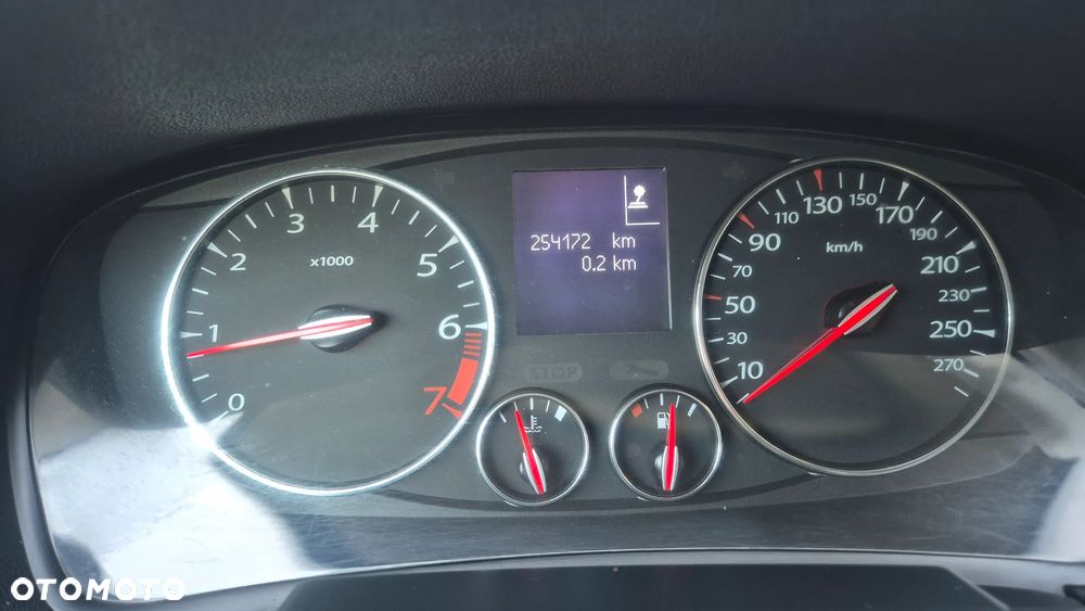 Renault Laguna 2.0 Bose Edition - 12