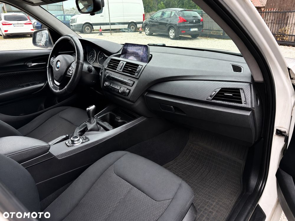 BMW Seria 1 114i - 9