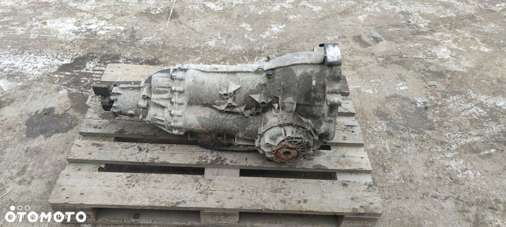 SKRZYNIA BIEGÓW AUTOMAT QUATTRO AUDI A6 C6 JER - 2