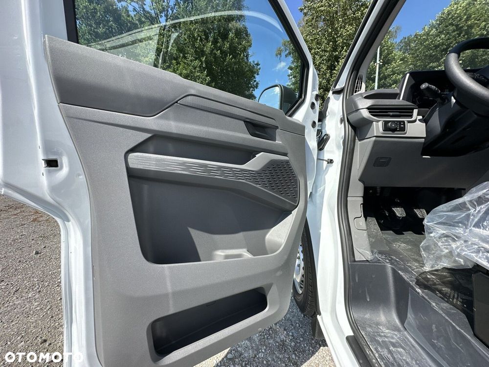 Volkswagen Transporter Furgon, 2,0TDI 150KM, 6-bieg.manualna, r.o :3500 mm - 11