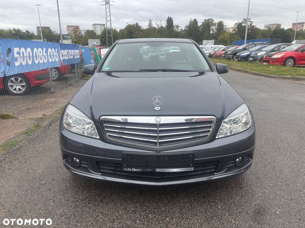 Mercedes-Benz Klasa C 180 CGI Automatik BlueEFFICIENCY - 6