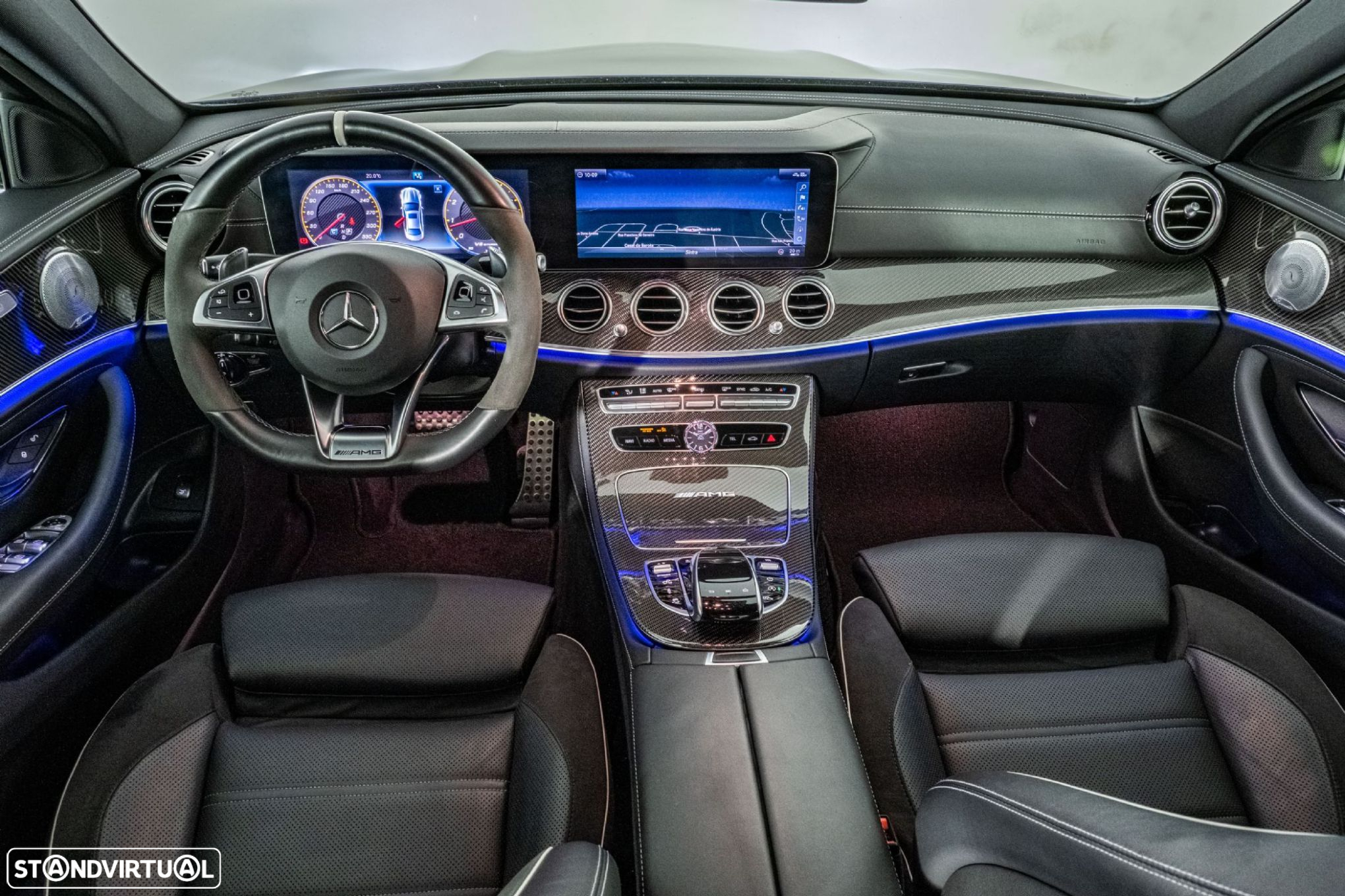 Mercedes-Benz E 63 AMG S 4-Matic+ - 32