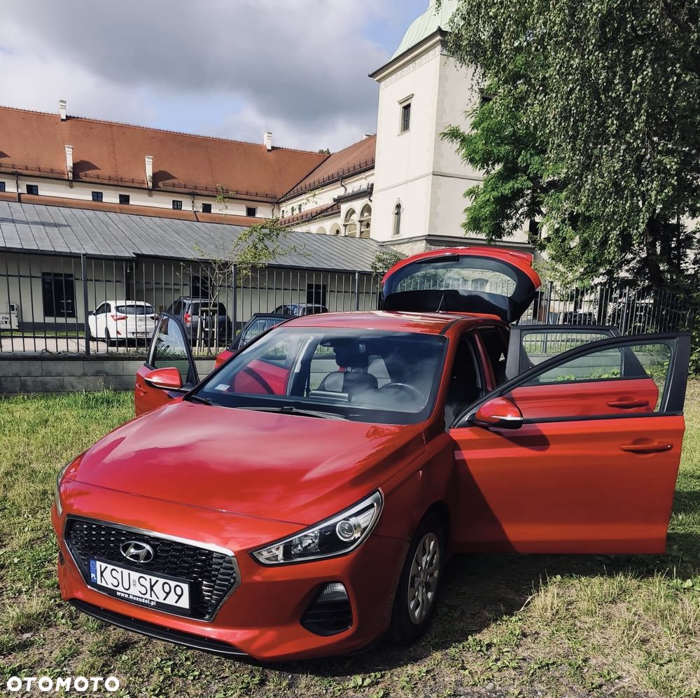 Hyundai i30 1.6 D Classic + - 1