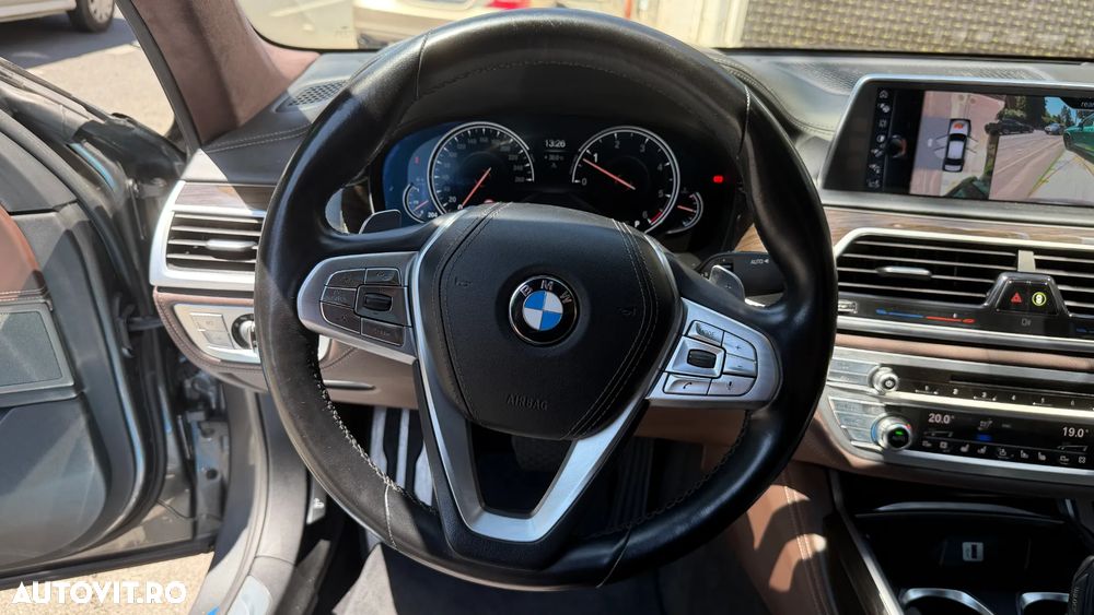 BMW Seria 7 750d xDrive - 15