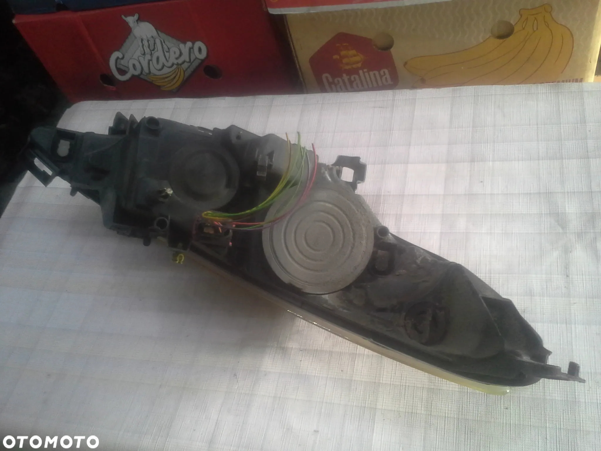 Peugeot 207 lampy przednie reflektory 9649986280  9649986180 - 7