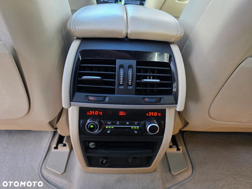 BMW X5 - 25