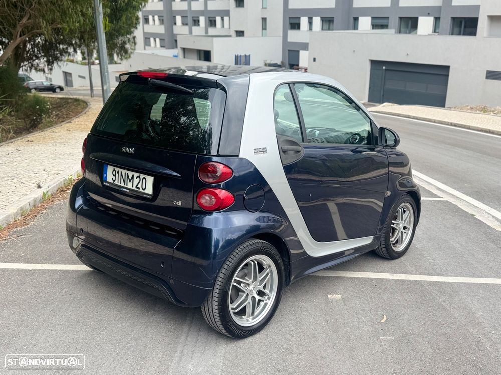 Smart ForTwo Coupé cdi softouch black&white limited dpf - 3