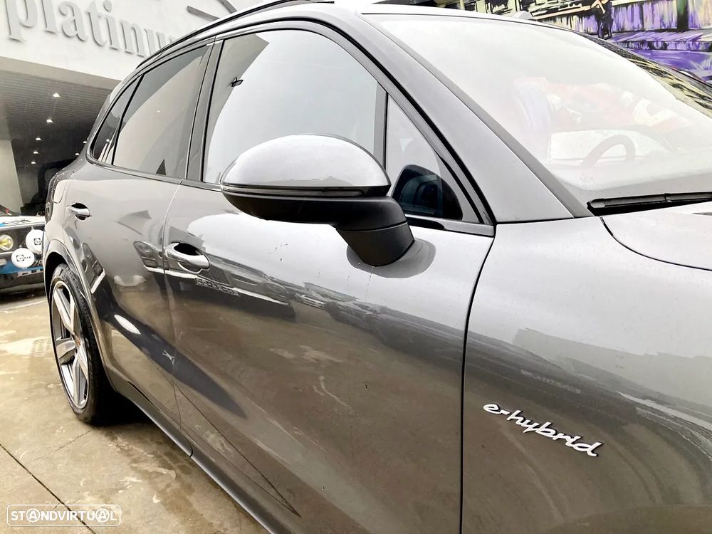 Porsche Cayenne E-Hybrid - 45