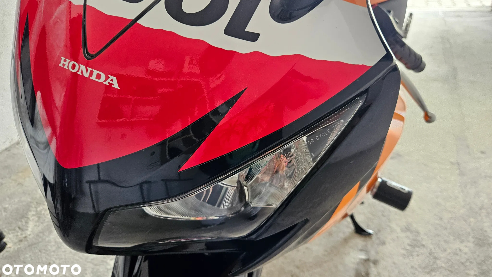 Honda CBR - 9
