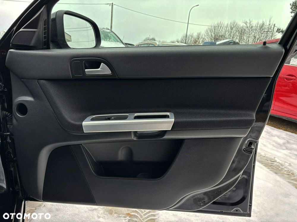 Volvo V50 - 30