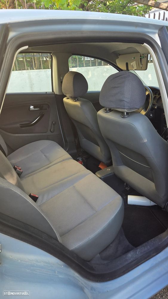 SEAT Ibiza 1.4 TDI FResc - 3