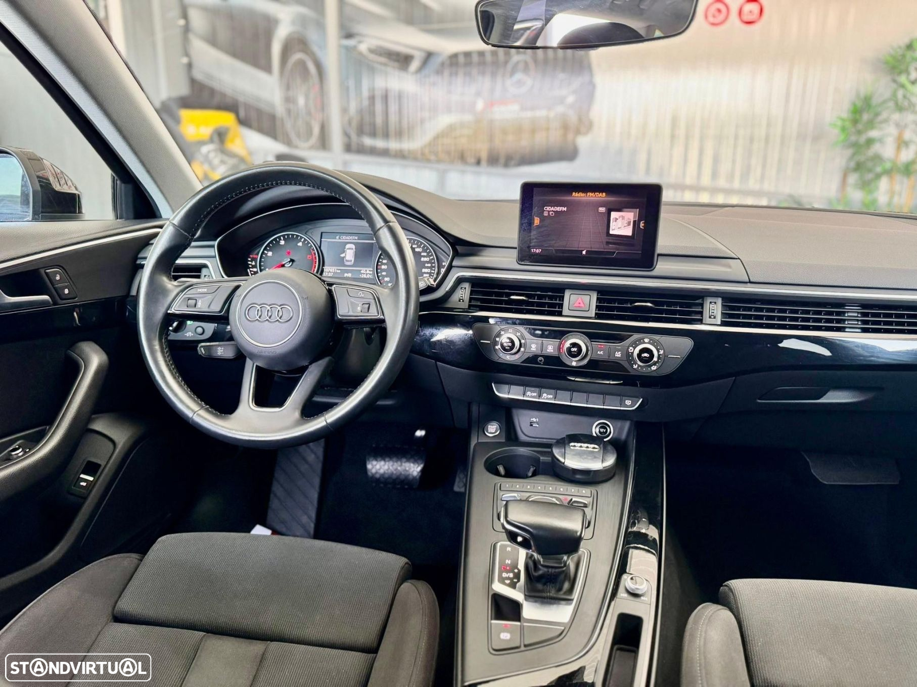 Audi A4 Avant 2.0 TDI Sport S tronic - 10