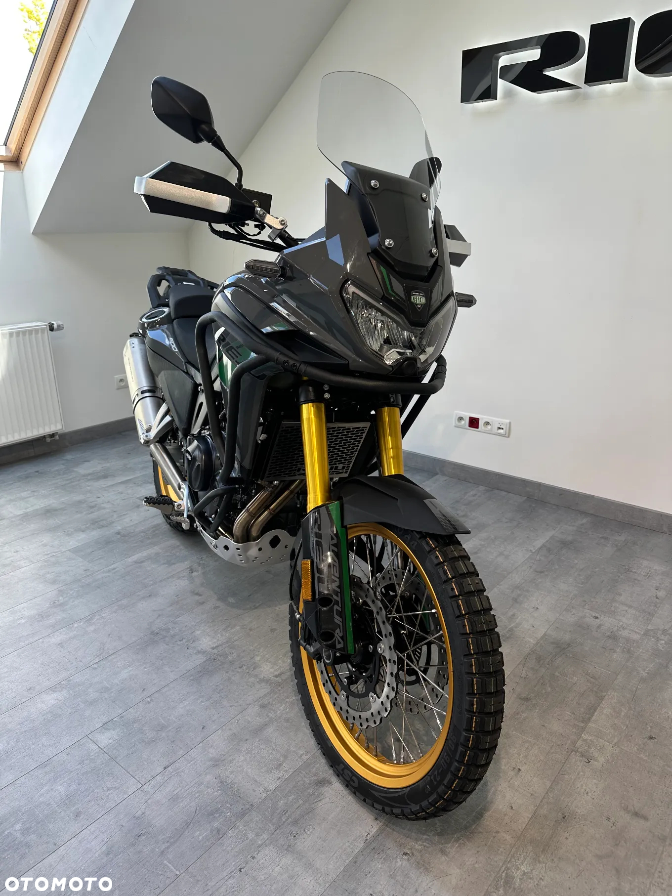 Rieju Aventura 500 - 3