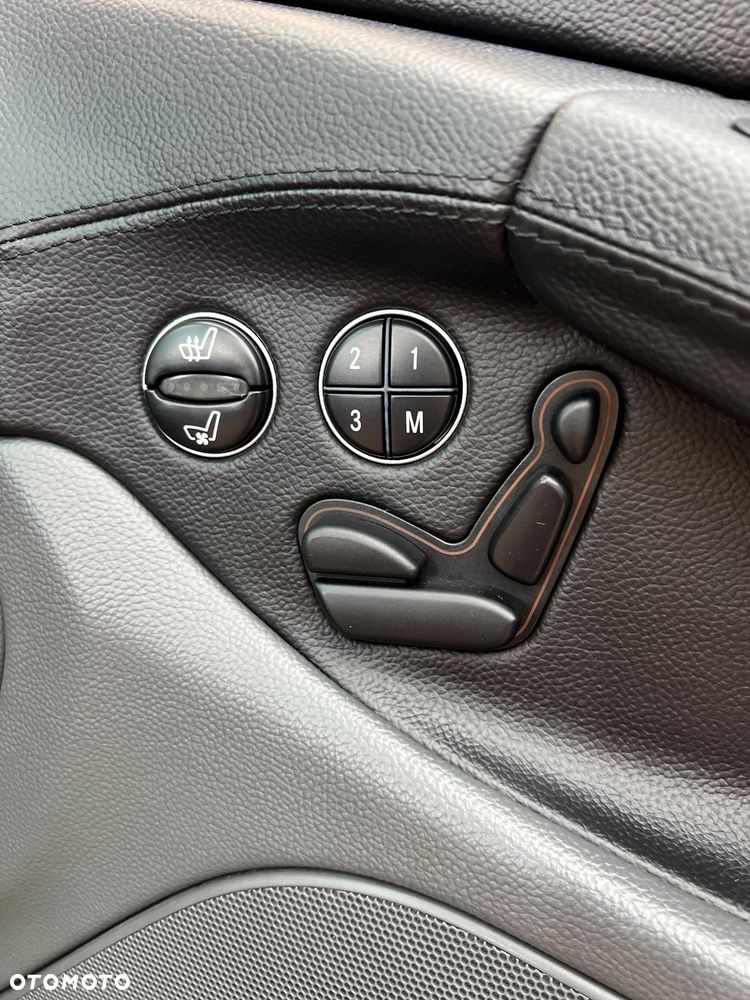 Mercedes-Benz SL 350 - 21