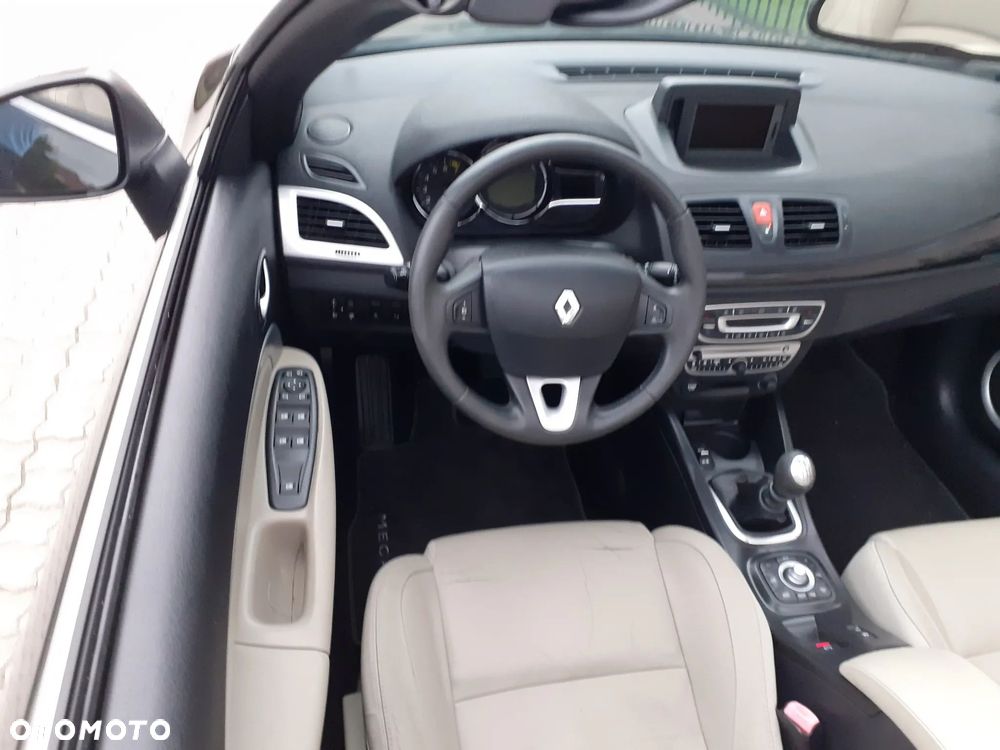 Renault Megane TCe 130 Dynamique - 17