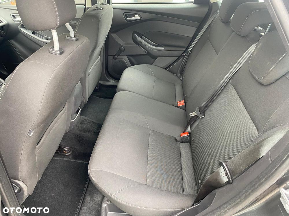 Ford Focus 1.0 EcoBoost Titanium - 23