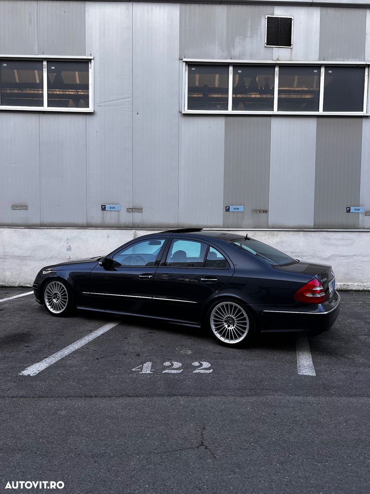 Mercedes-Benz E - 13