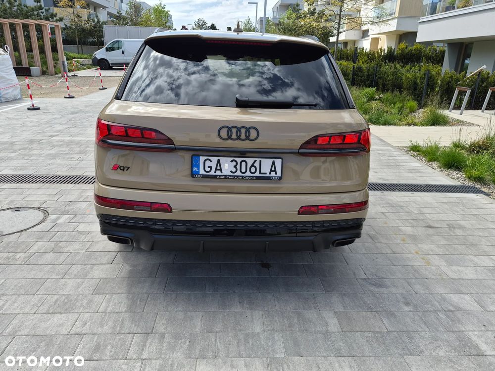 Audi Q7 TFSI e PHEV 290 kW Quattro S Line Tiptr - 6