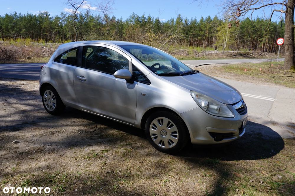 Opel Corsa 1.2 16V - 11