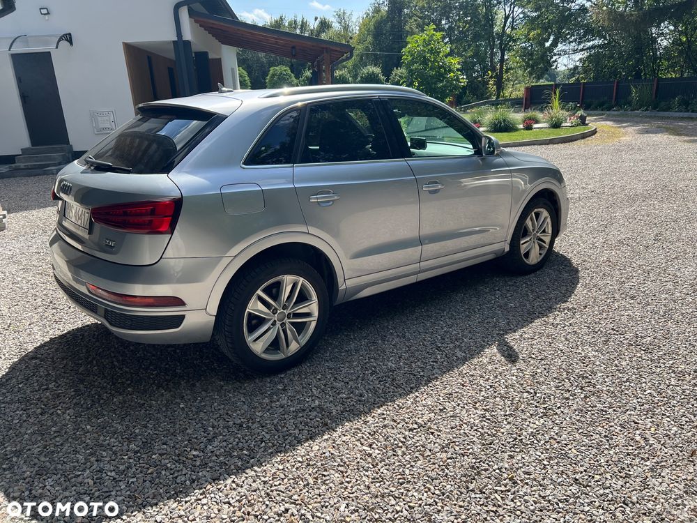 Audi Q3 2.0 TFSI Quattro Sport S tronic - 4