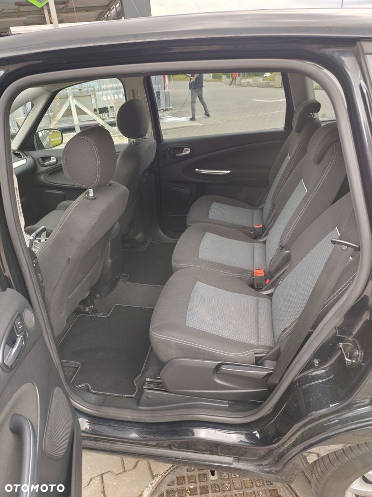 Ford S-Max 2.0 TDCi DPF Champions Edition - 14