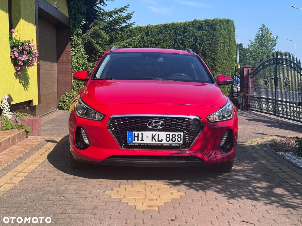 Hyundai i30 i30cw 1.4 Intro Edition - 2