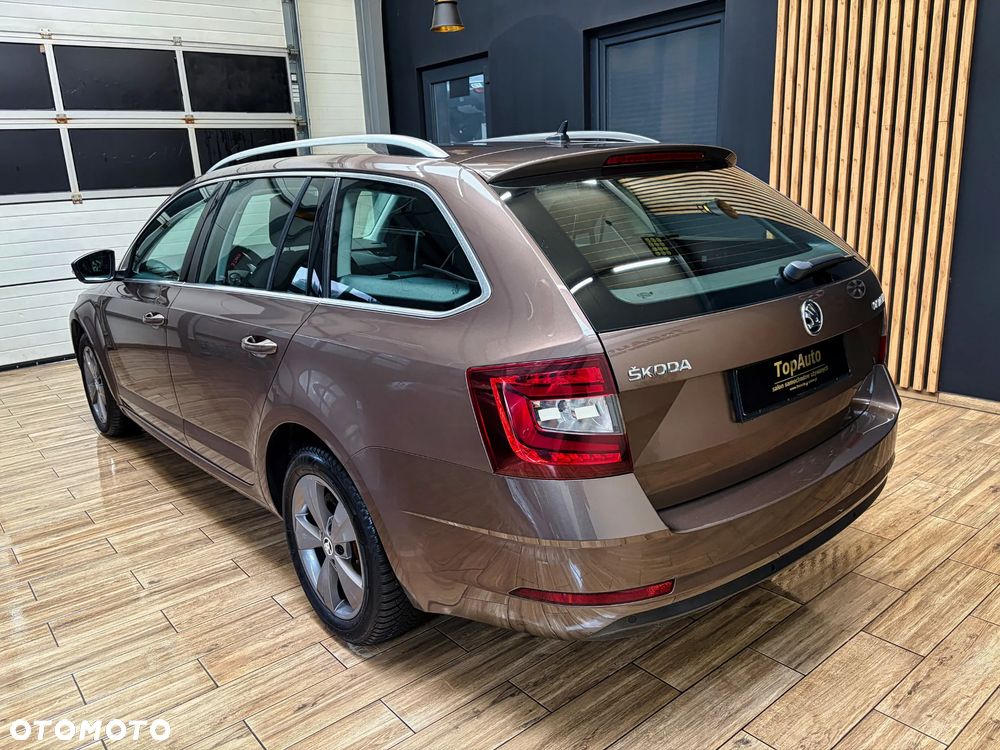 Skoda Octavia 1.5 TSI ACT Style DSG - 9