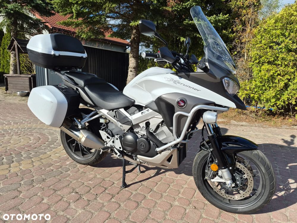 Honda VFR - 4