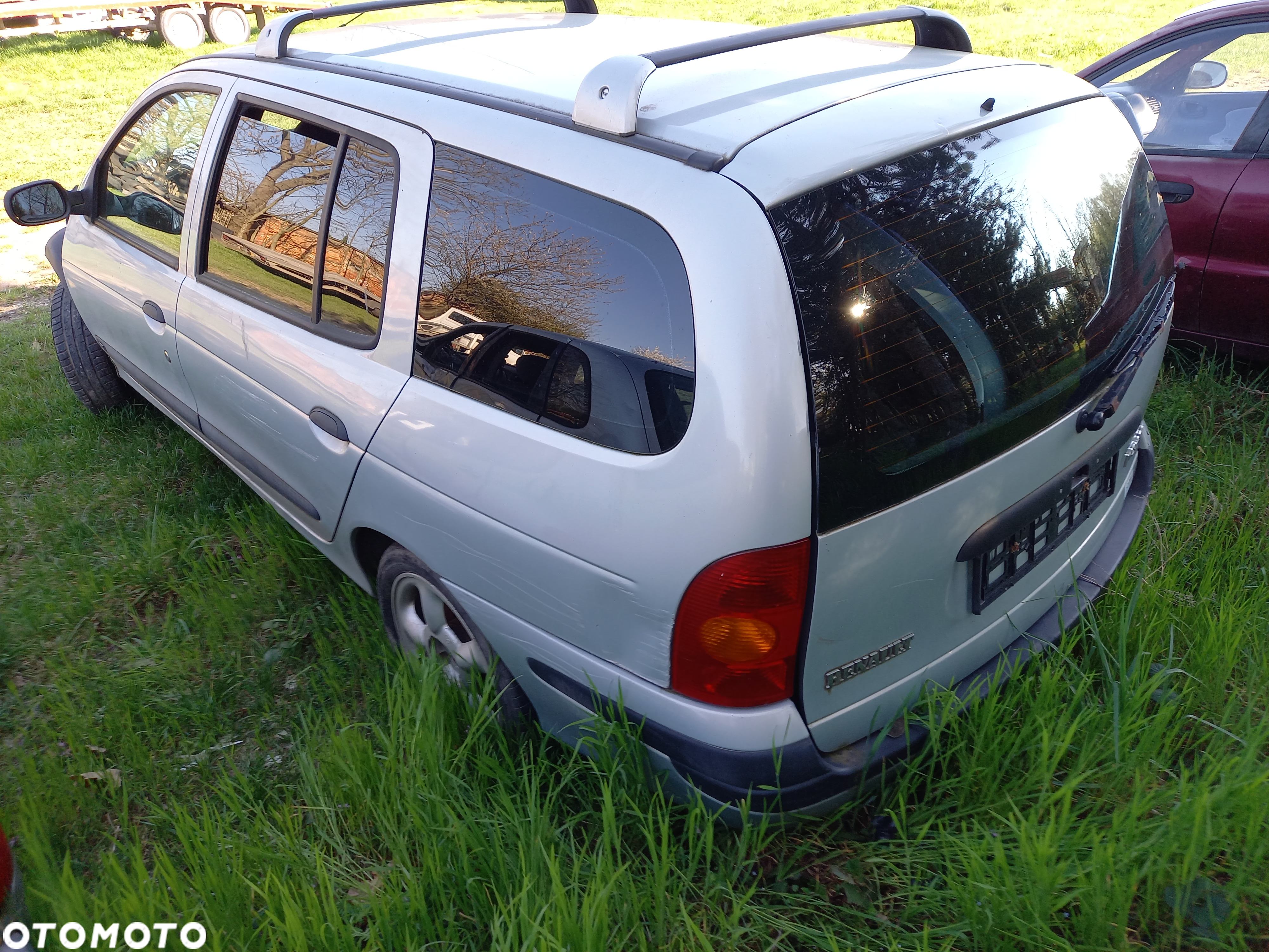 Cześci Megane IFl kombi - 2