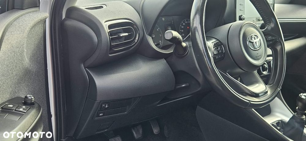 Toyota Yaris - 7